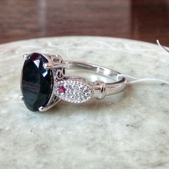 Jewelry - Black Jade - Rhodolite - Zircon Ring